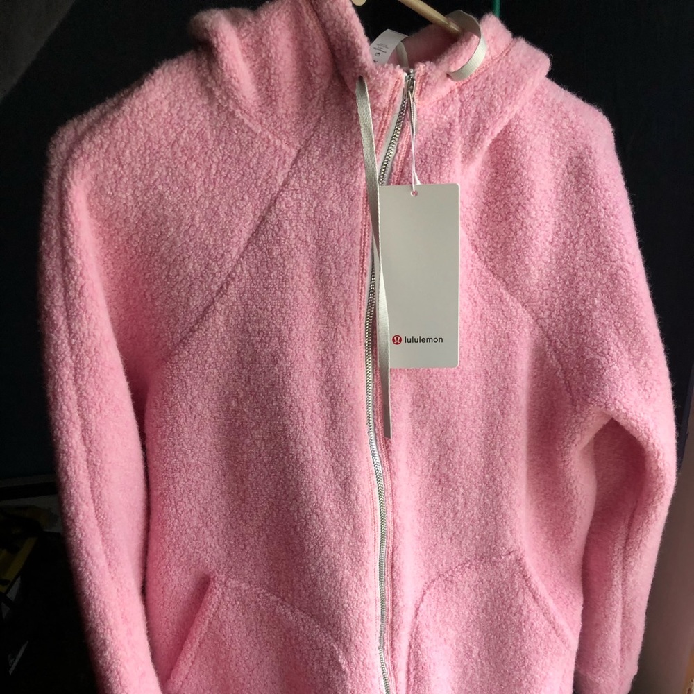 Luluenon Serpa Hooded Jacket
